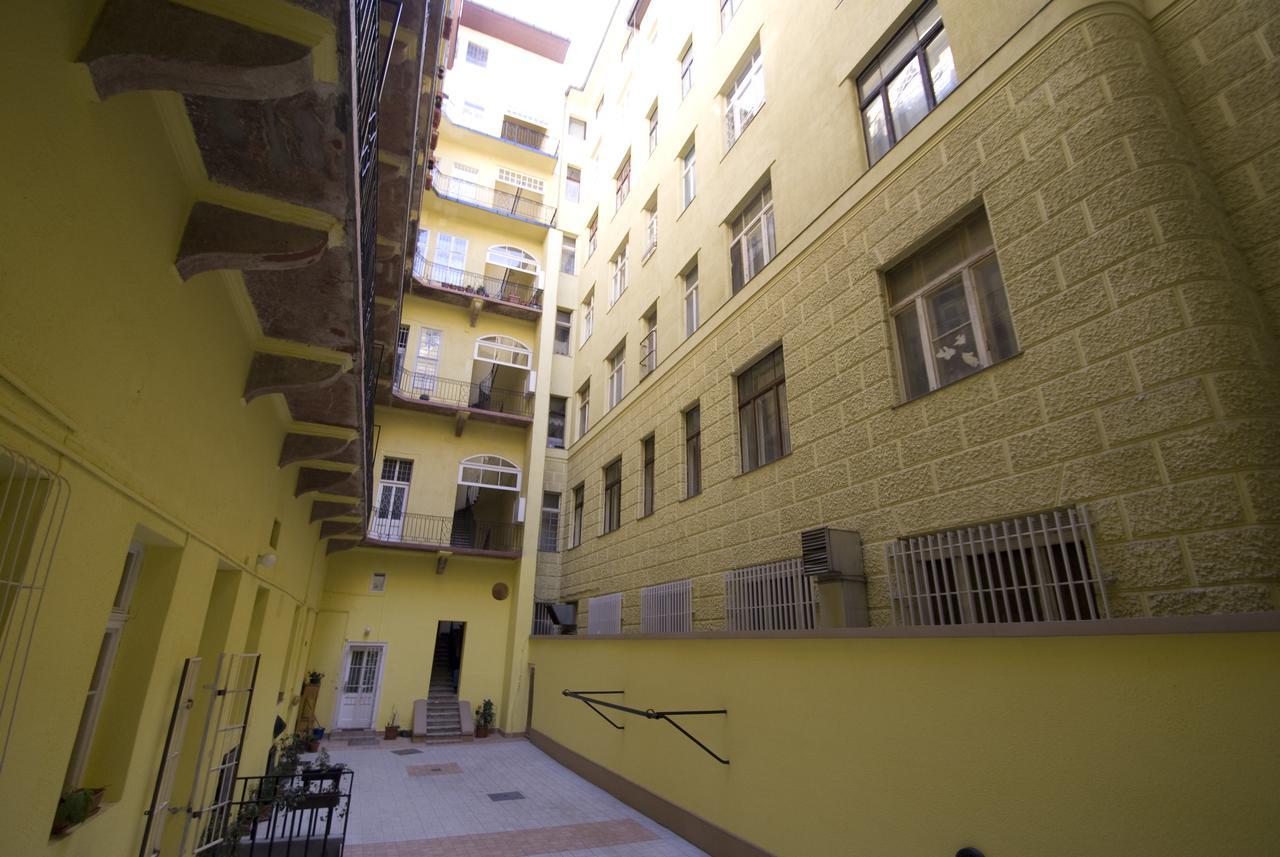 Apartment Akademia Budapest Exterior photo